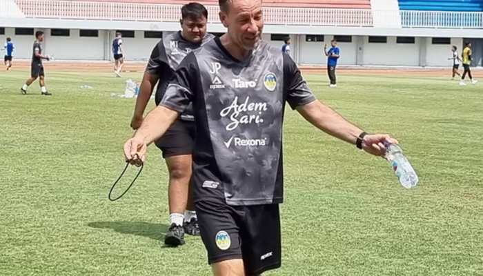 Sisa 13 Laga, Jean Paul van Gastel Optimis PSIM Jogja Segera Capai ‘Titik Aman’ 42 Poin