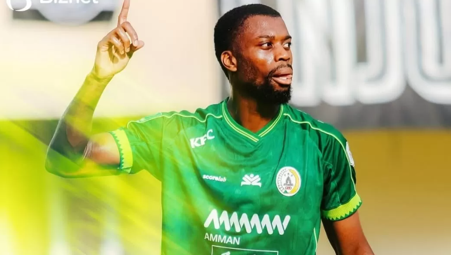 Selebrasi Frederic Injai saat mencetak gol bagi PSS Sleman saat melawan Kendal Tornado FC (IG PSS Sleman)