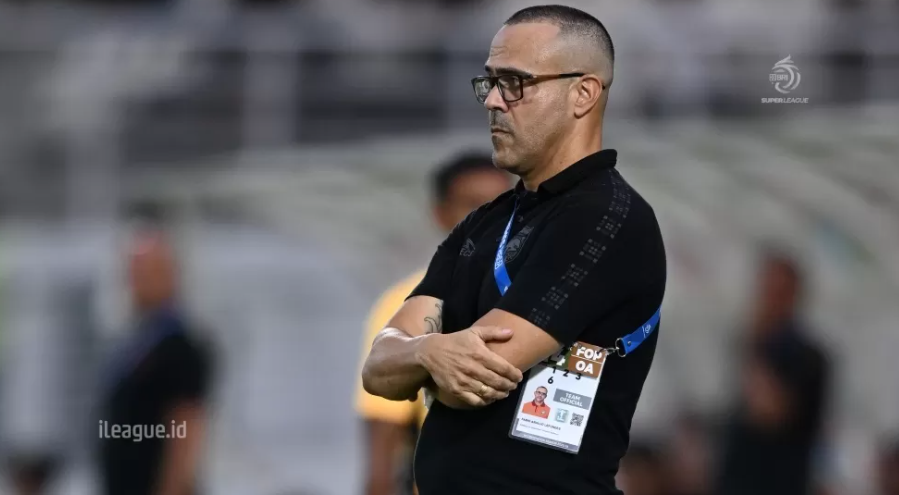 Pelatih Borneo FC, Fabio Lefundes