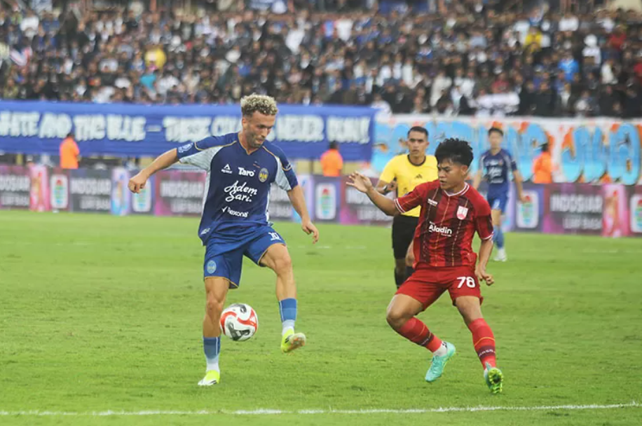 Pemain PSIM Jogja Ze Valente