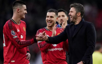 Persaingan Tiket Liga Champions Memanas, Michael Carrick Tegaskan Manchester United Tak Boleh Terlena