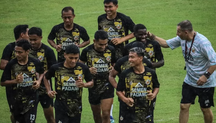Prediksi Semen Padang vs PSIM Jogja: Duel Hidup Mati Kabau Sirah di Super League