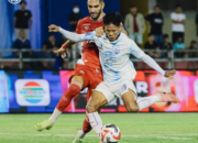 Main 10 Pemain, PSIM Jogja Curi Poin di Kandang Semen Padang FC, Van Gastel: Seperti Kemenangan!