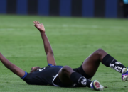 Alami Cedera Serius, Jean Pierre Arroyo Dapat Pesan Emosional dari Legenda MU Antonio Valencia