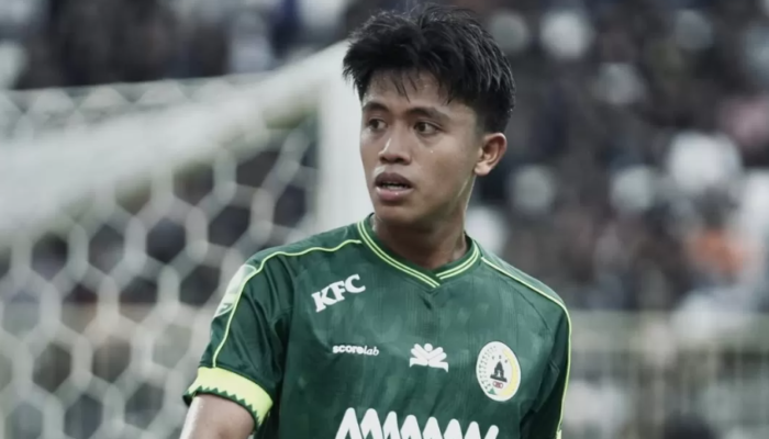 Figo Dennis Buka-bukaan Soal Perbedaan Super League dan Championship, Gelandang Muda PSS Sleman: Sebenarnya 11-12!