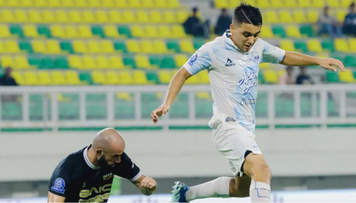 Penalti Alex Martins Jadi Penentu, Van Gastel Sebut PSIM Jogja Tak Layak Kalah dari Dewa United