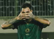 Matheus Fornazari Cetak Gol Perdana PSS, Selebrasi Terinspirasi Gyökeres