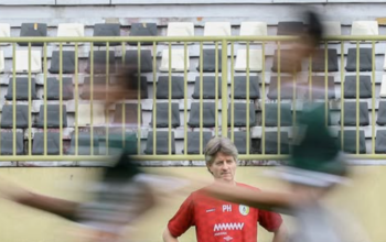 Pieter Huistra Ogah Cari Kambing Hitam di Balik Hasil Minor PSS Sleman